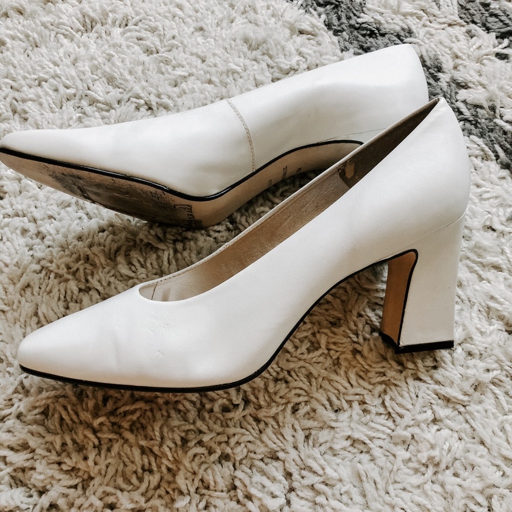 Vintage Laura Scott pumps